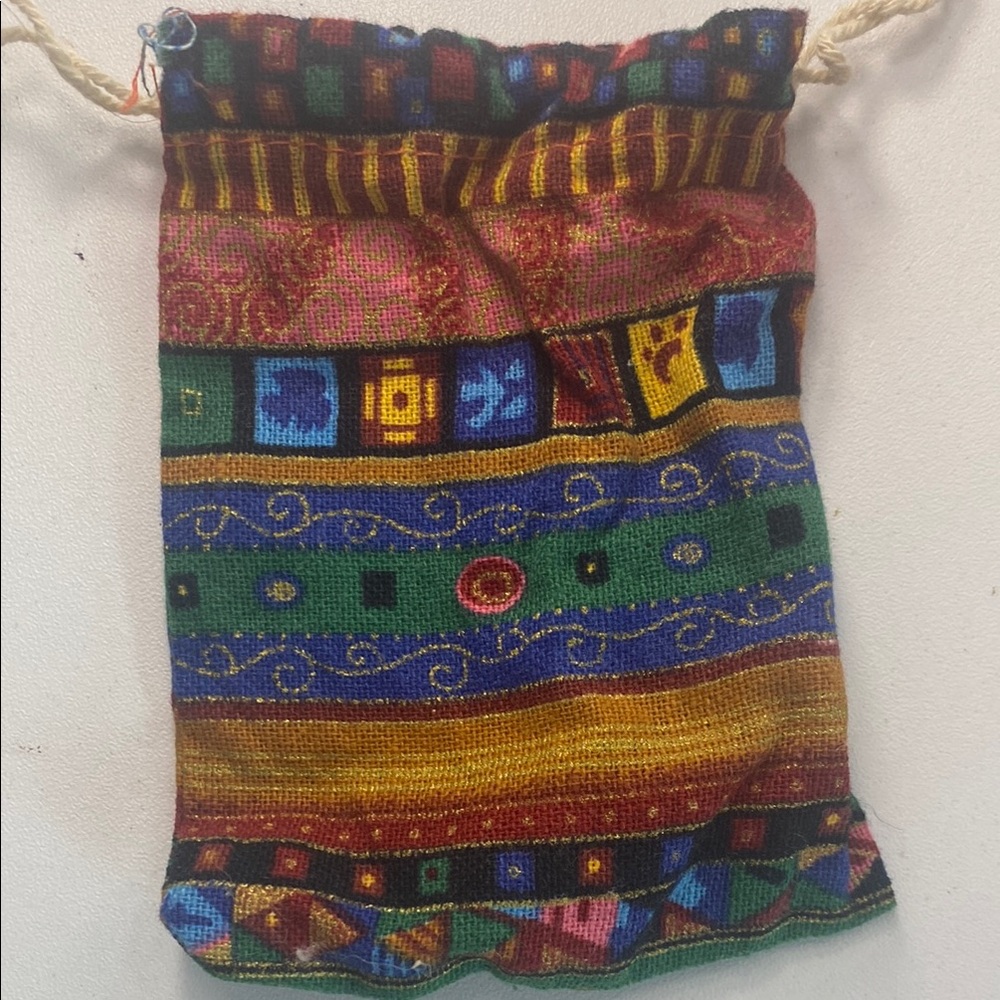 Colorful Woven Pouch Set - Picture 3 of 4